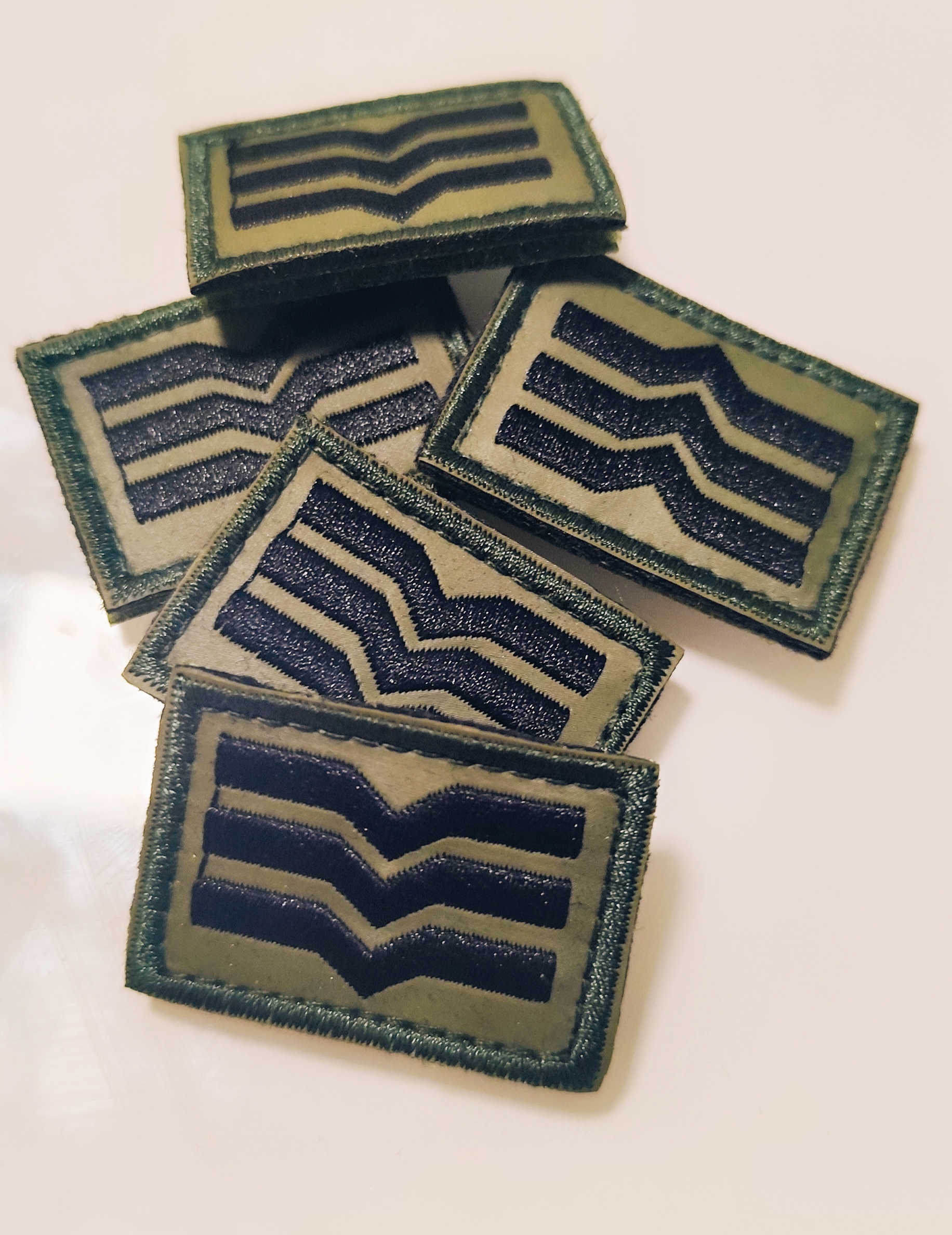 Insignia bordada para 10º Uniforme - 3º Sargento